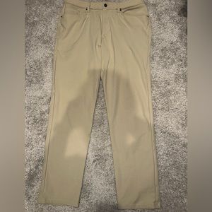 Lululemon ABC Classic Fit Pants / 33x32 / light khaki / new